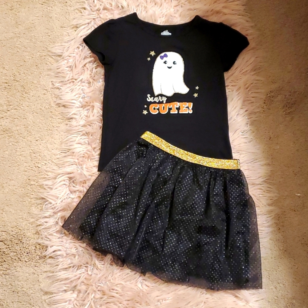 Super cute Halloween Ghost 2 pc shirt and Tutu skirt